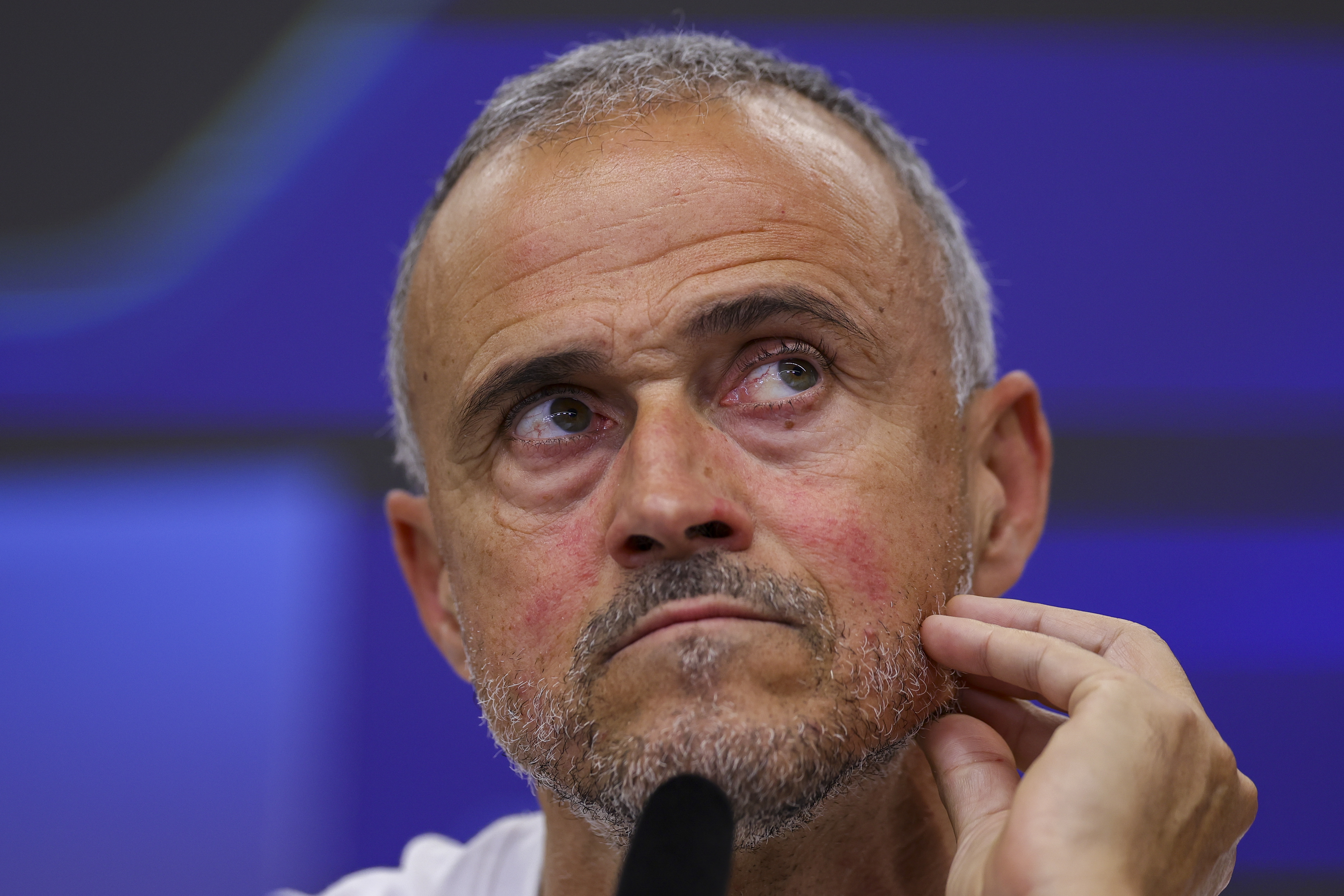 关于国际比赛日巴黎圣日耳曼备战欧冠;主帅复盘细节曝光;引发热议;身体对抗强度拉满的信息 关于国际比赛日巴黎圣日耳曼备战欧冠;主帅复盘细节曝光;引发热议;身体对抗强度拉满的信息