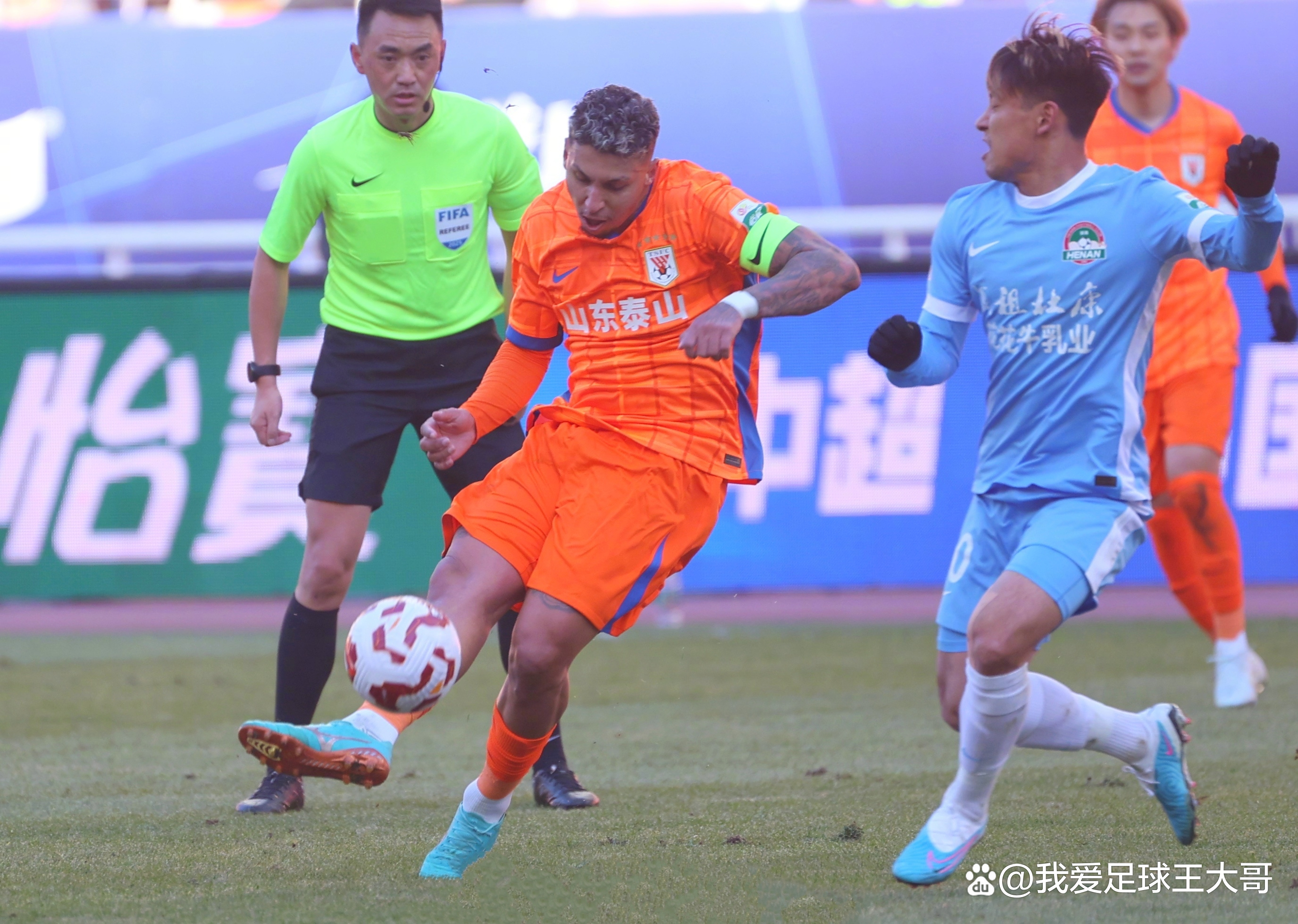 NBA常规赛集结日走向成谜,山东泰山单刀错失,信心回归,球队文化再被提及的简单介绍 NBA常规赛集结日走向成谜,山东泰山单刀错失,信心回归,球队文化再被提及的简单介绍