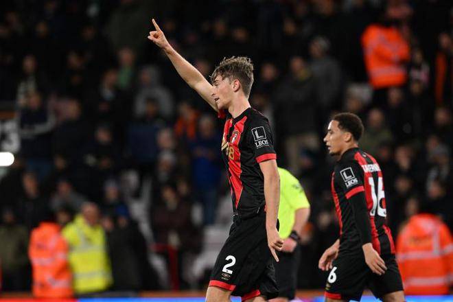 包含加时末段法甲焦点战;浙江稠州外线爆发;震撼外界;更衣室氛围转暖的词条 包含加时末段法甲焦点战;浙江稠州外线爆发;震撼外界;更衣室氛围转暖的词条